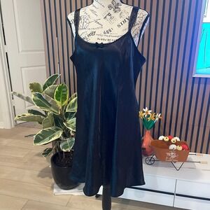 Black Satin Slip Dress L/G (14/16)‎ Nightgown Bow Accent Lingerie Sleepwear